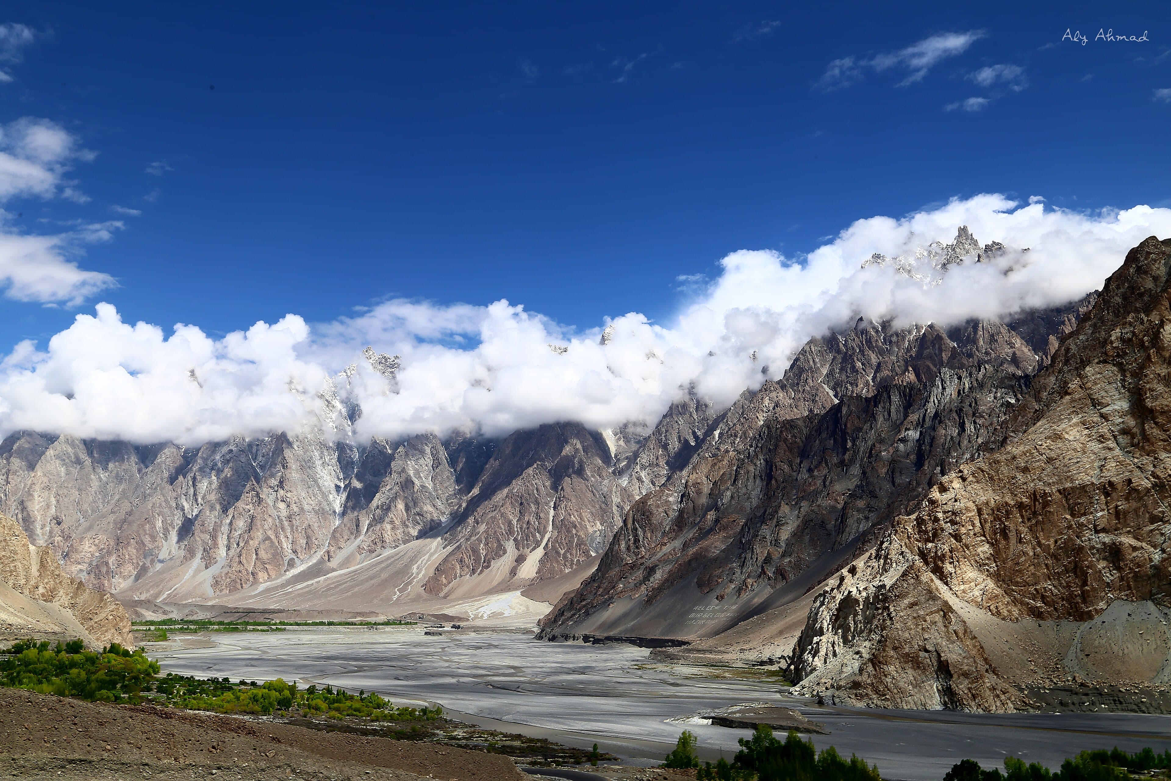 Passu Cones, Hunza
